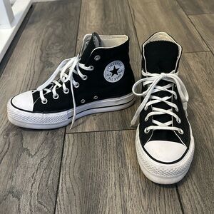 Women’s Chuck Taylor All Star Lift Platform Canvas Converse, size 7.5